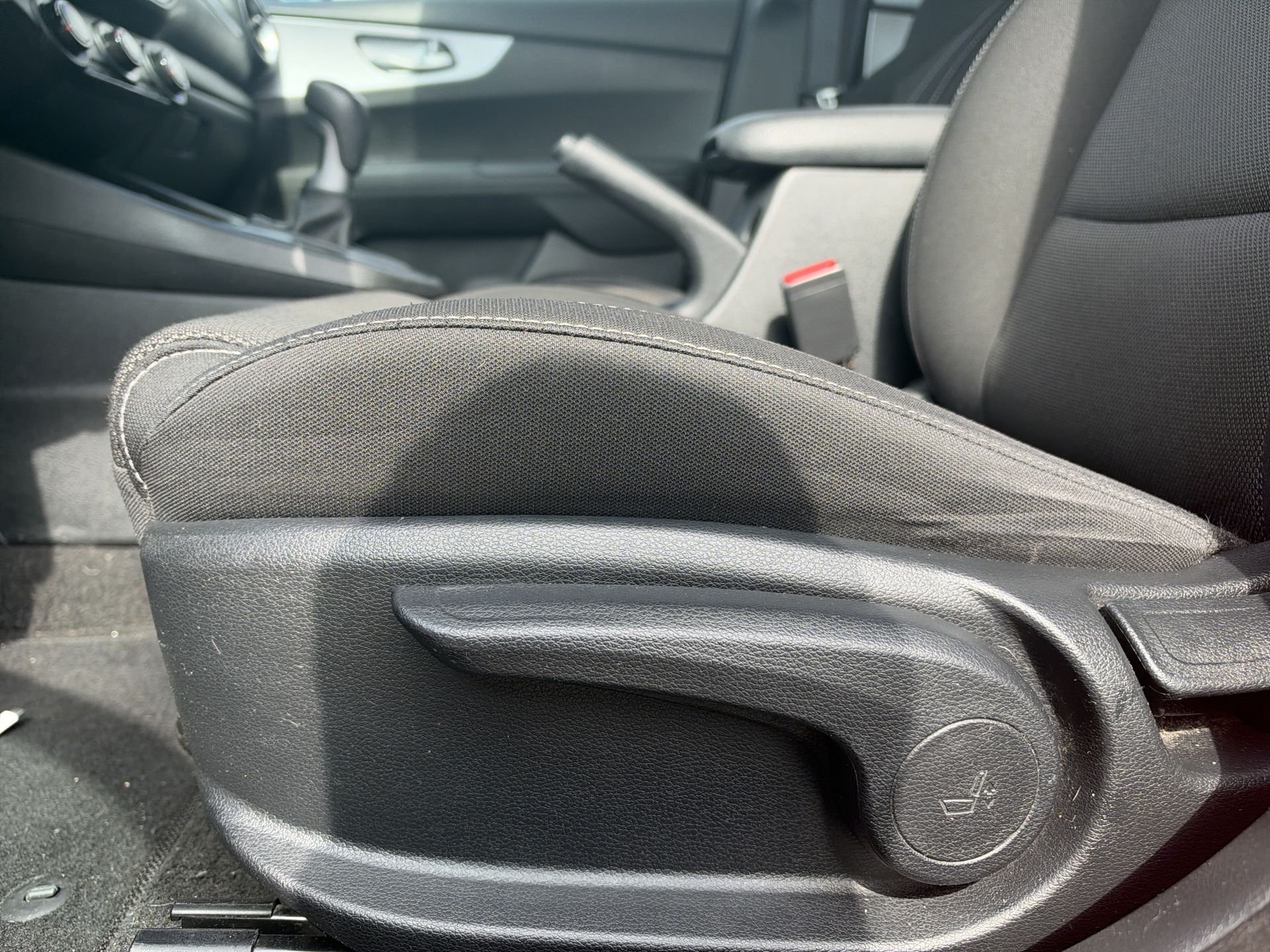 2024 Kia USADOS FORTE 2.0L LX MT SEDAN
