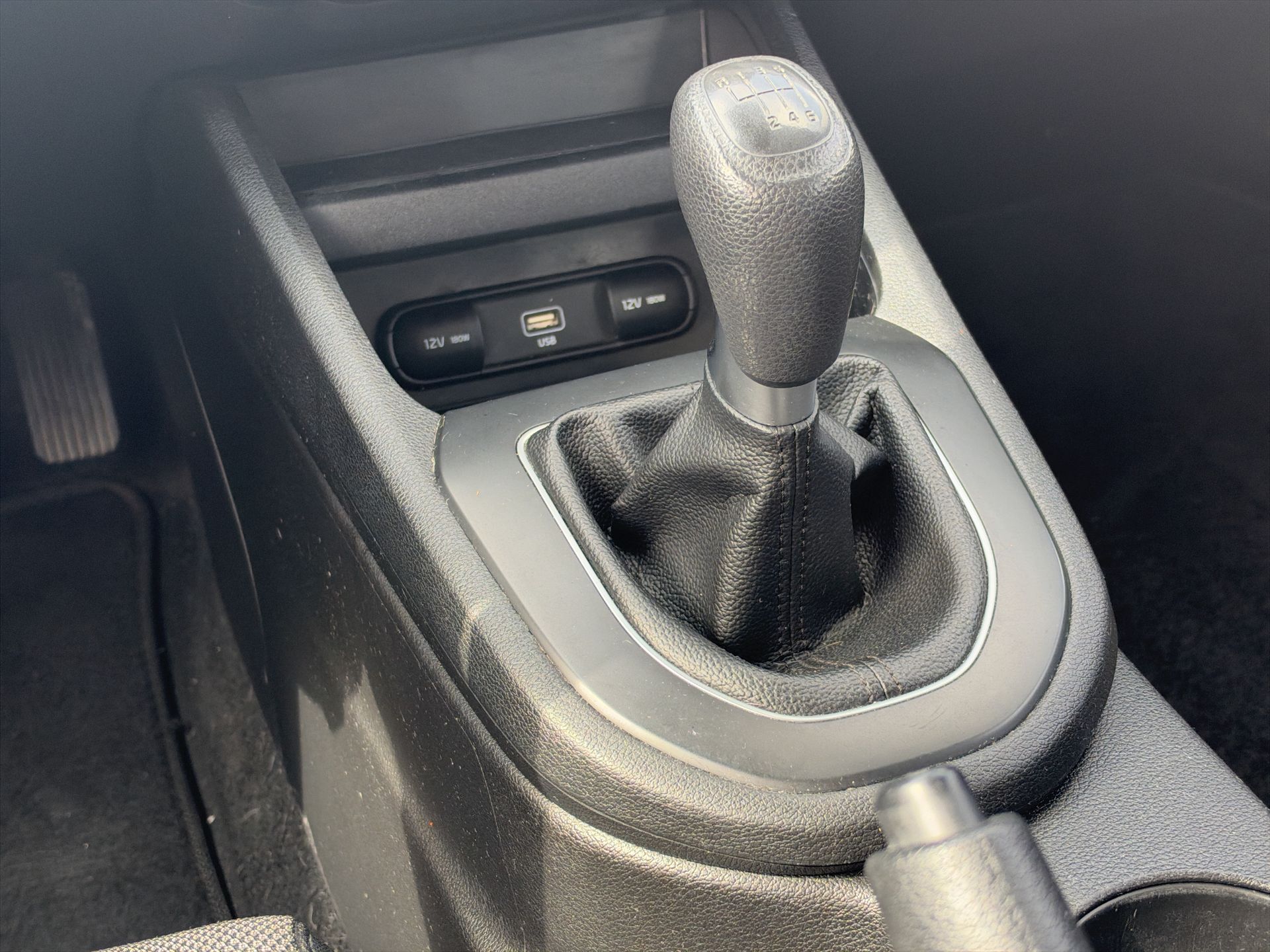 2024 Kia USADOS FORTE 2.0L LX MT SEDAN