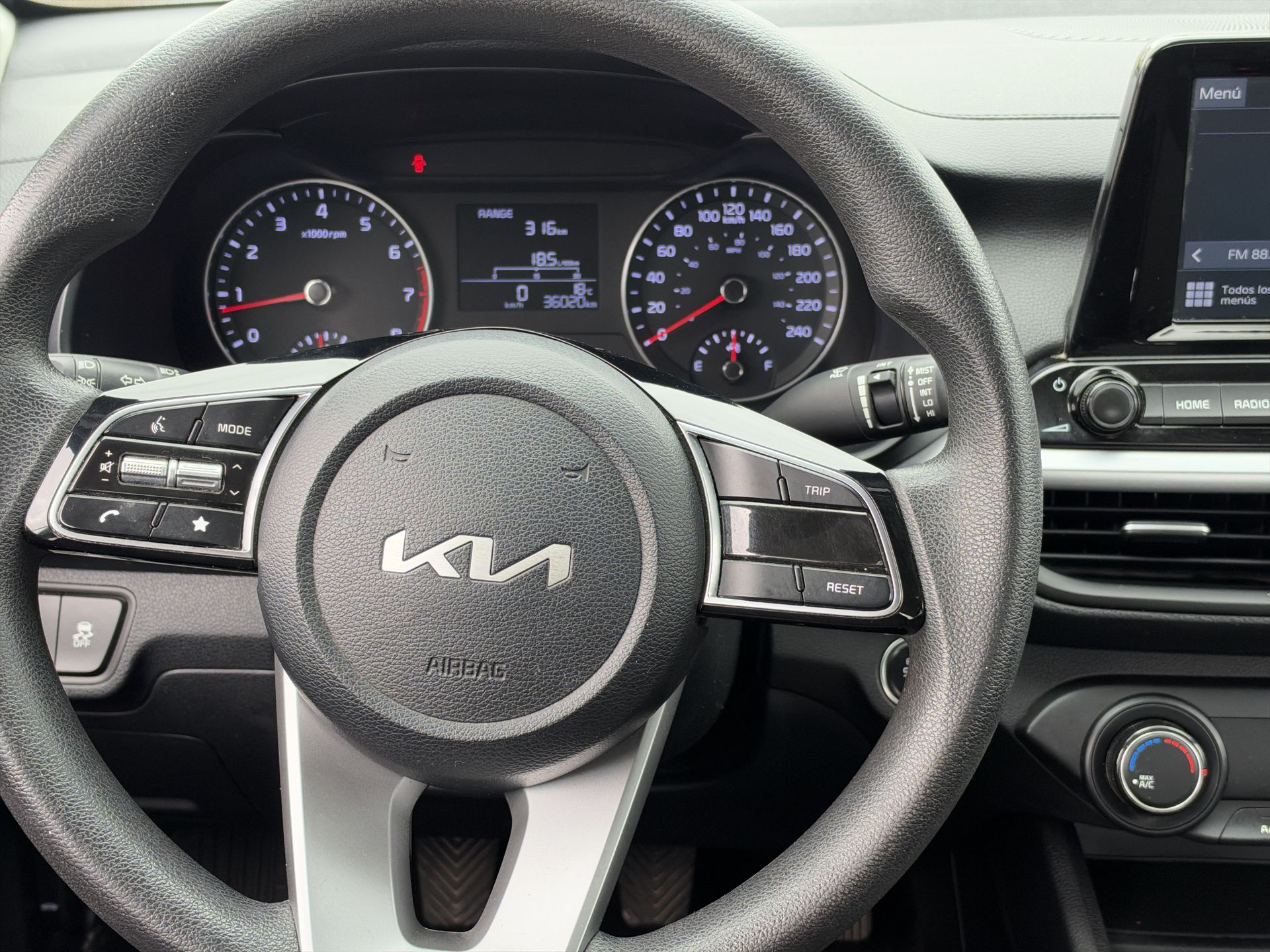 2024 Kia USADOS FORTE 2.0L LX MT SD