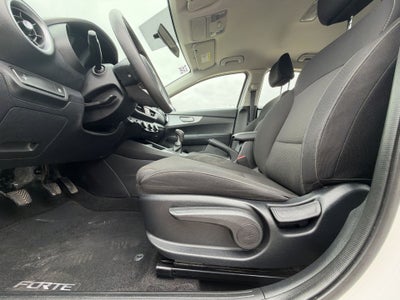 2024 Kia USADOS FORTE 2.0L LX MT SD