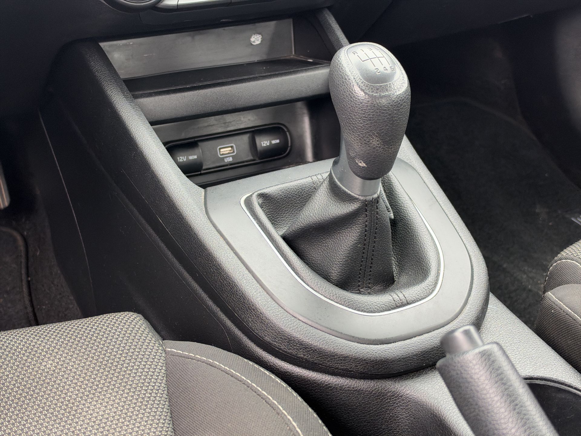 2024 Kia USADOS FORTE 2.0L LX MT SD