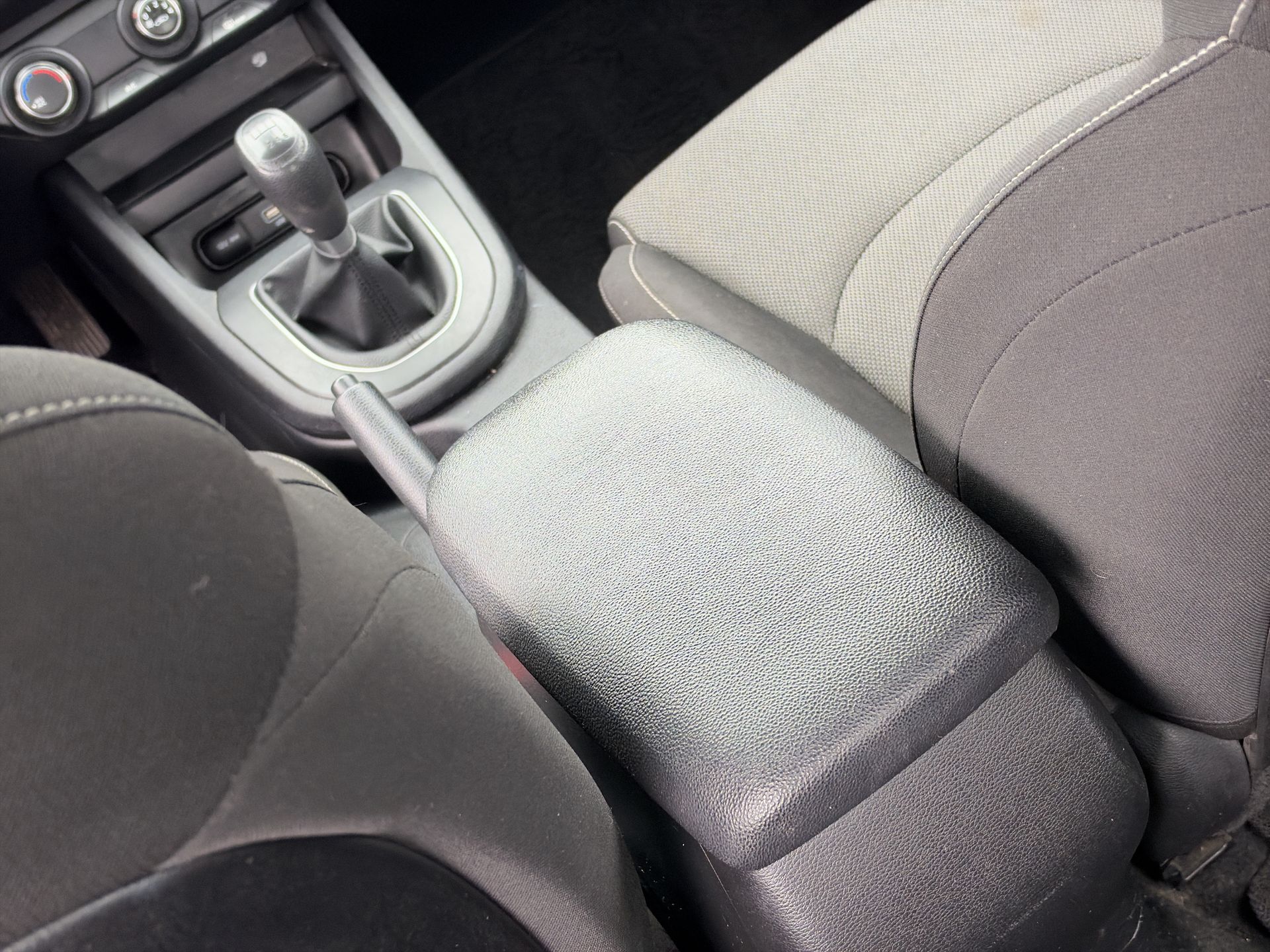 2024 Kia USADOS FORTE 2.0L LX MT SD