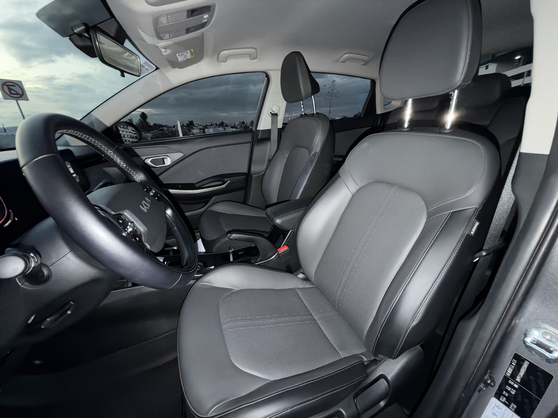 2024 Kia USADOS K3 EX PACK AT SD