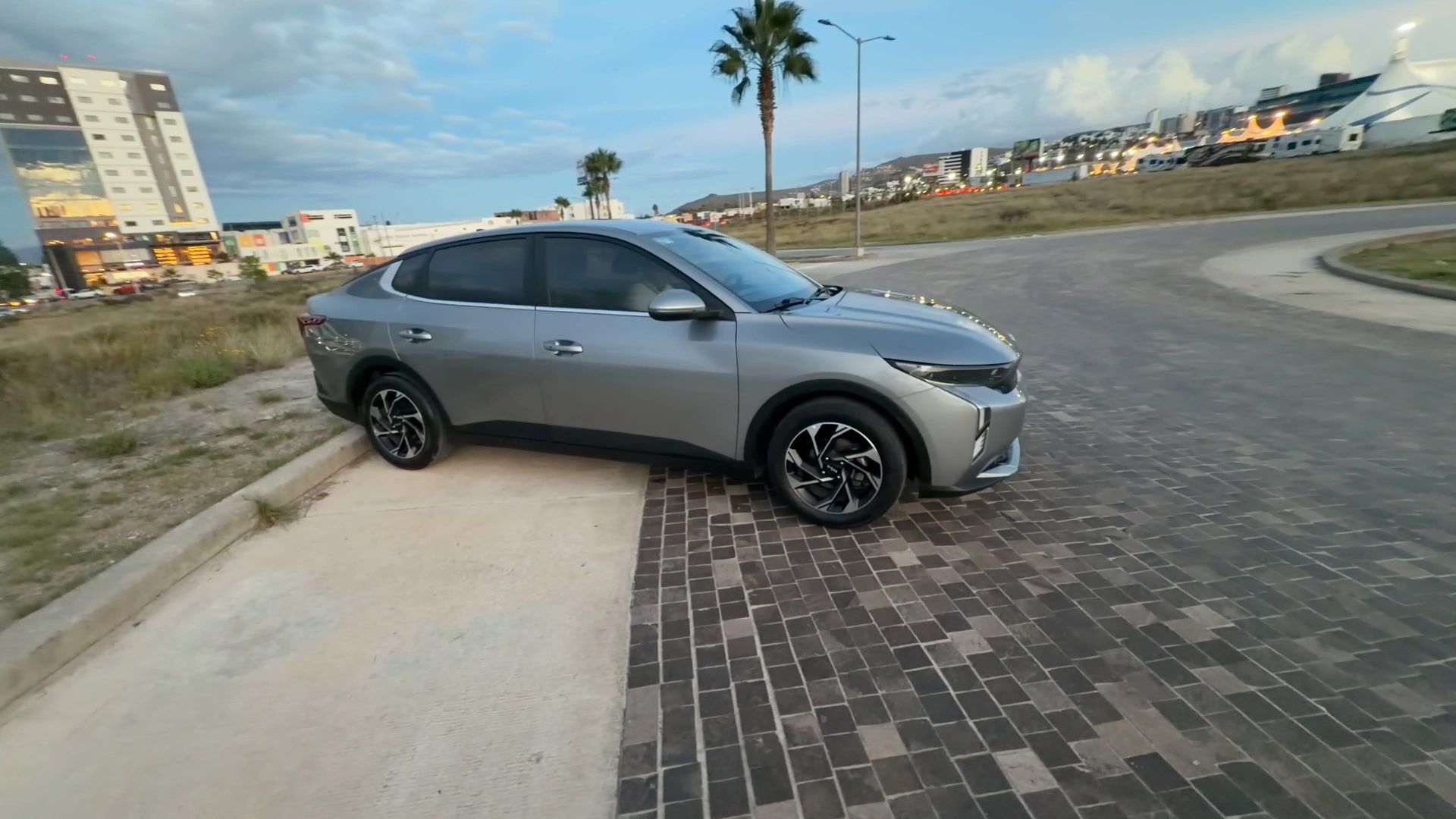 2024 Kia USADOS K3 EX PACK AT SD