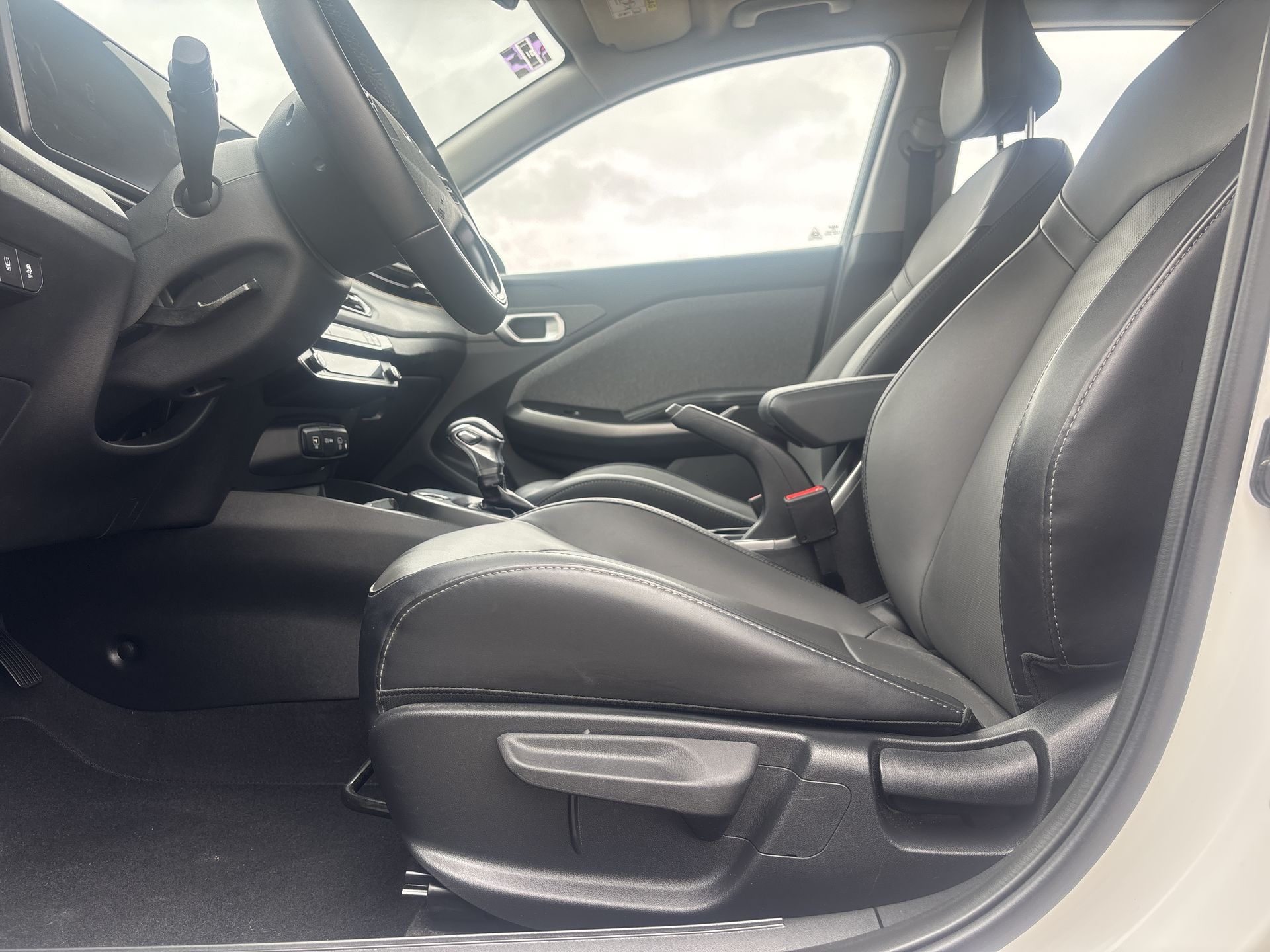 2025 Kia USADOS K3 1.6L EX PACK AT HB