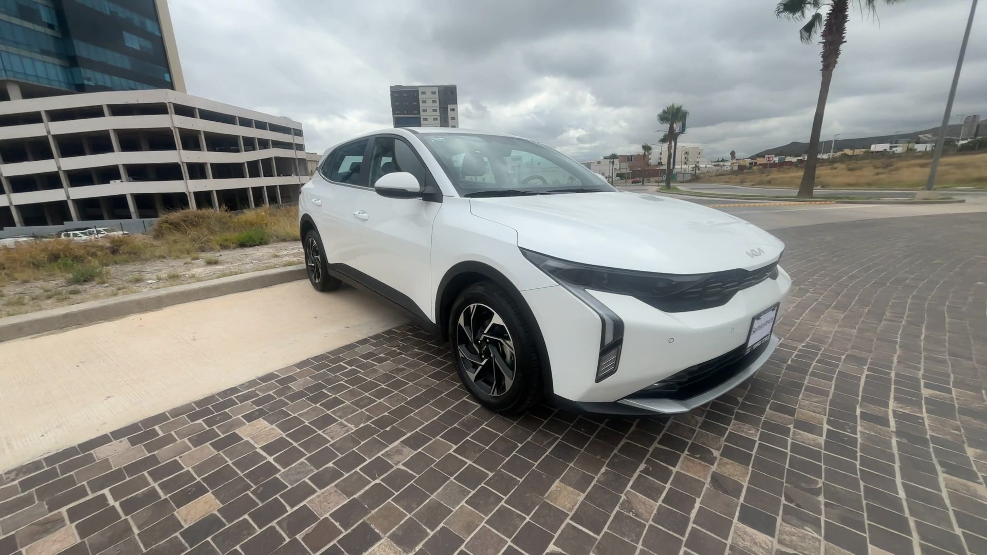 2025 Kia USADOS K3 1.6L EX PACK AT HB