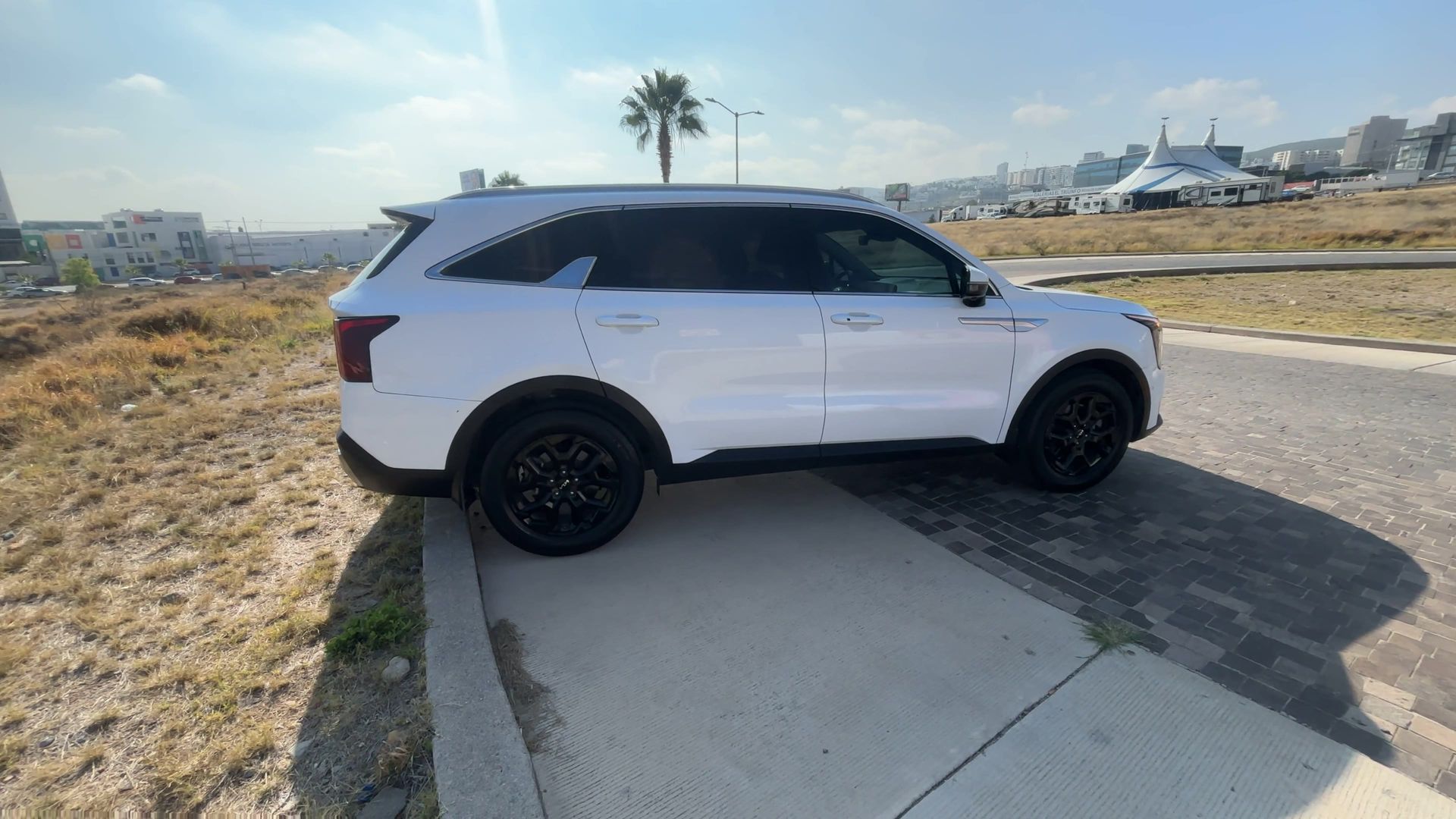 2025 Kia USADOS SORENTO 2.5L SXL DCT