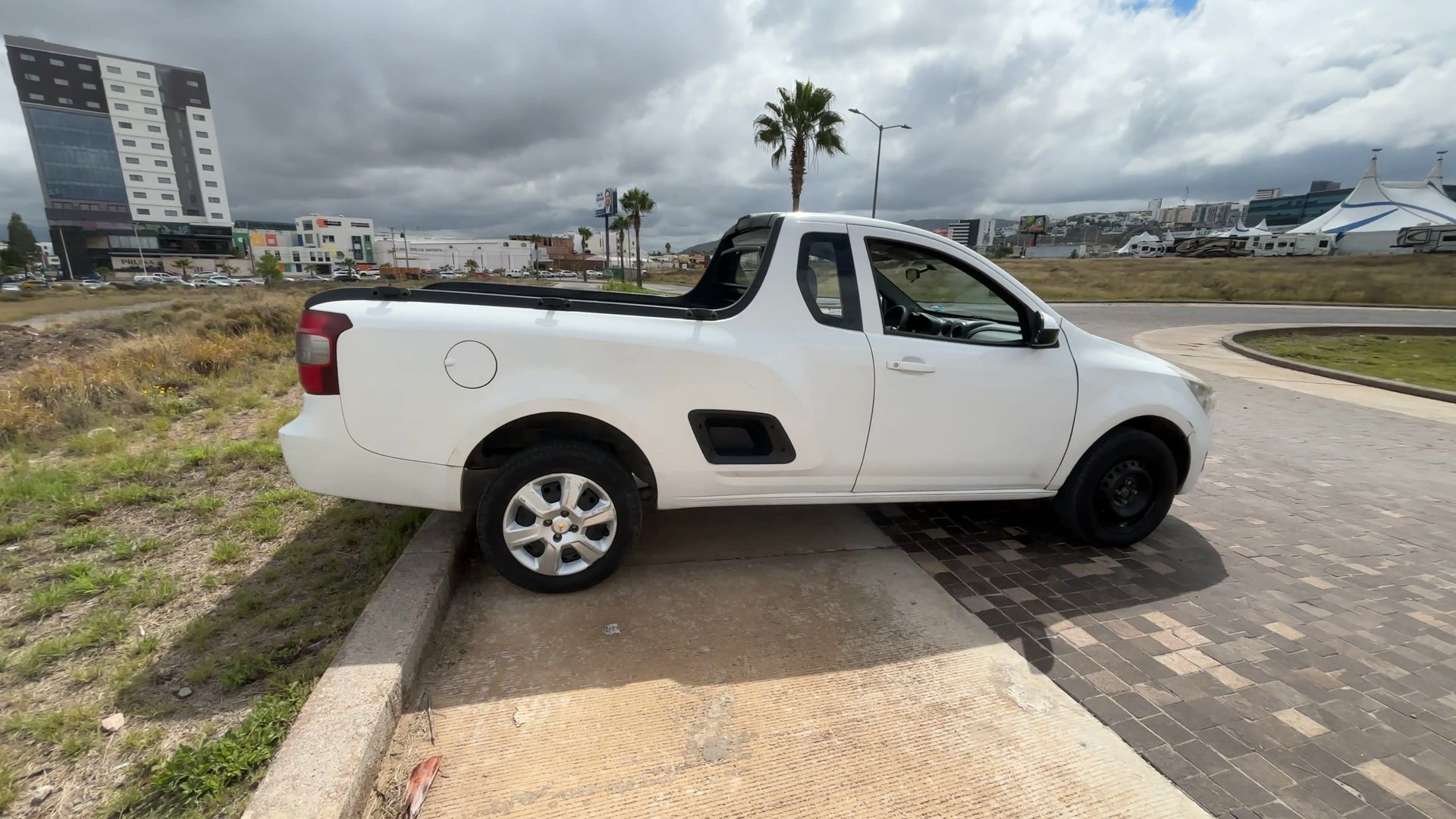 2018 Chevrolet USADOS TORNADO LS STD