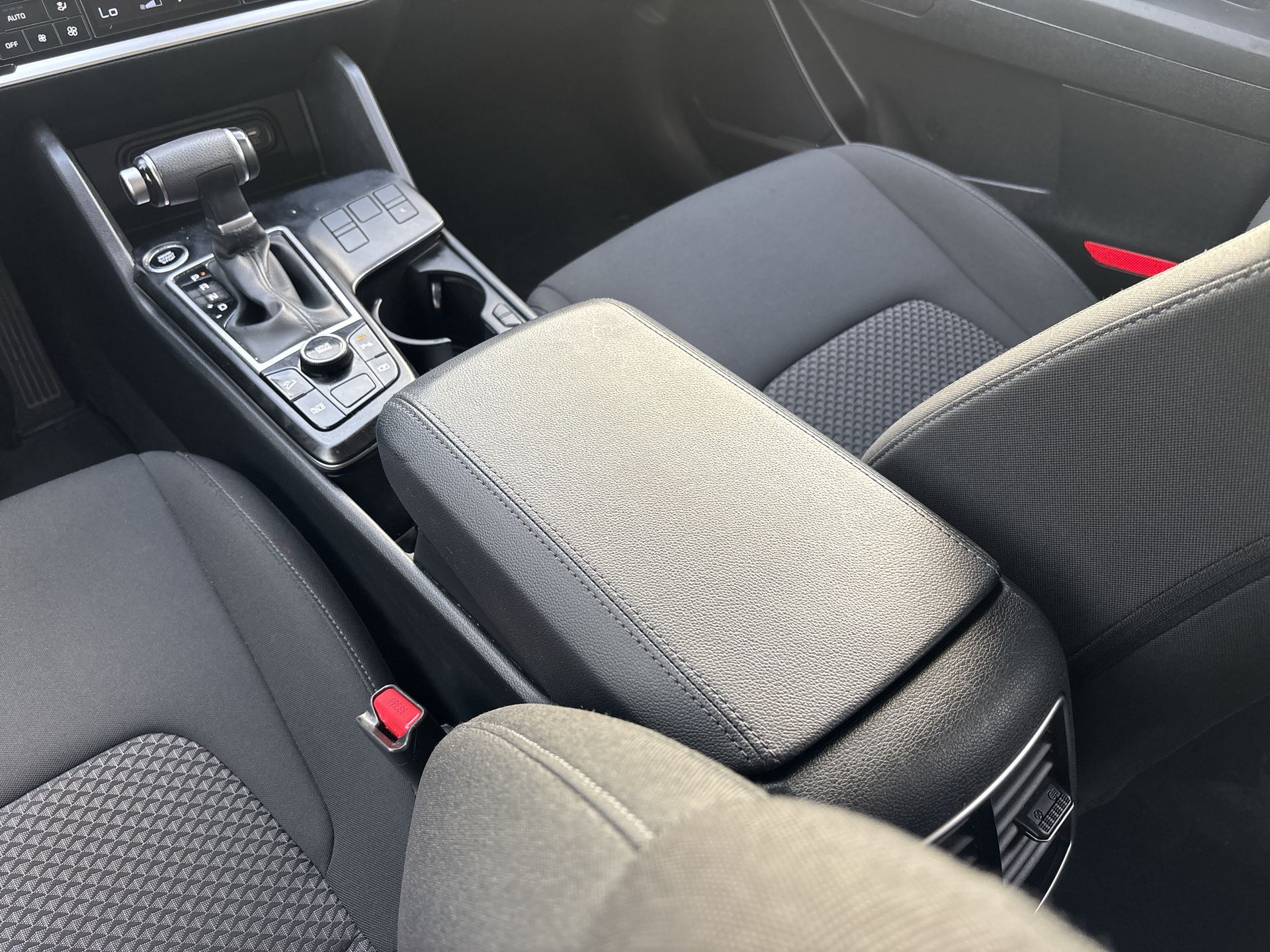 2024 Kia USADOS SPORTAGE 2.0L LX TA