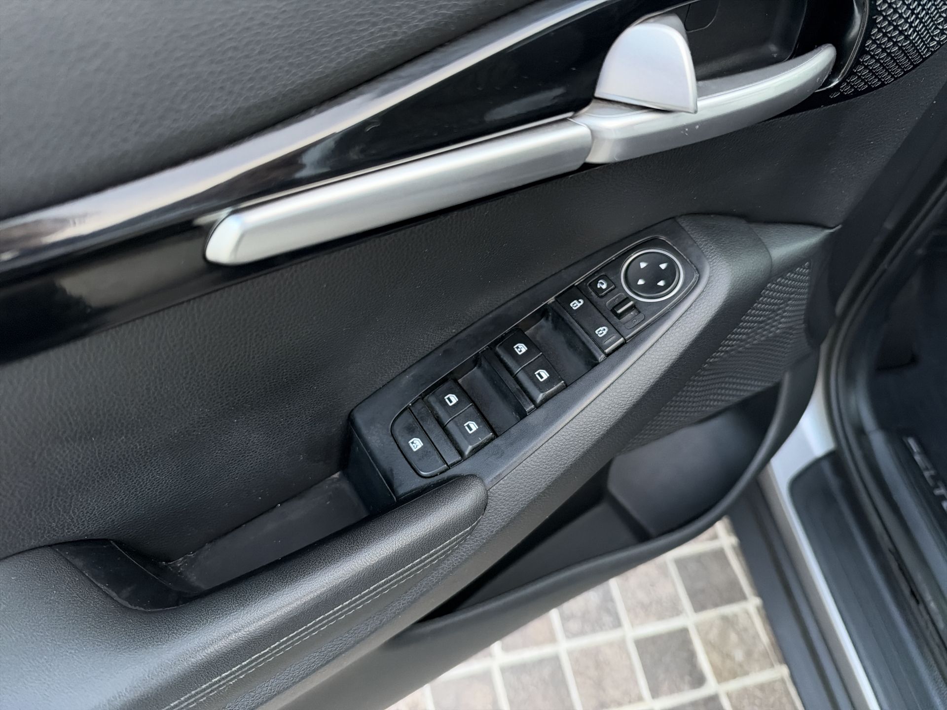 2022 Kia USADOS SELTOS 1.6L SX AT
