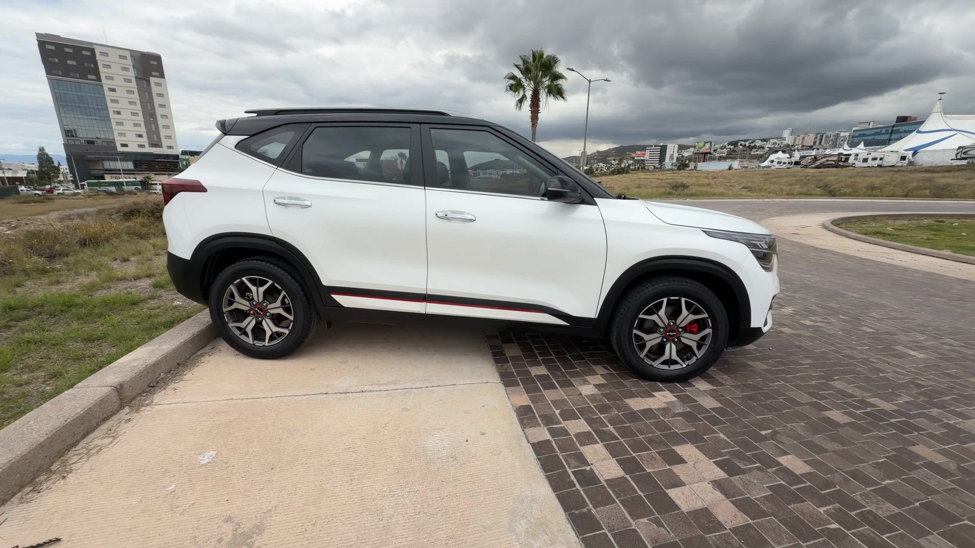 2022 Kia USADOS SELTOS 1.4L GT LINE DCT