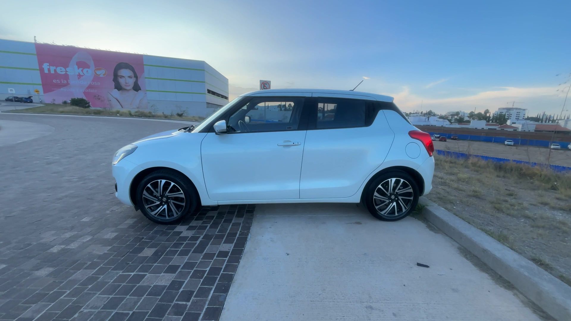 2023 SUZUKI USADOS SWIFT 1.2L GLX CVT