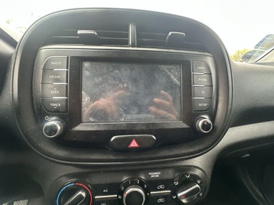 2021 Kia USADOS SOUL 1.6L LX T/M