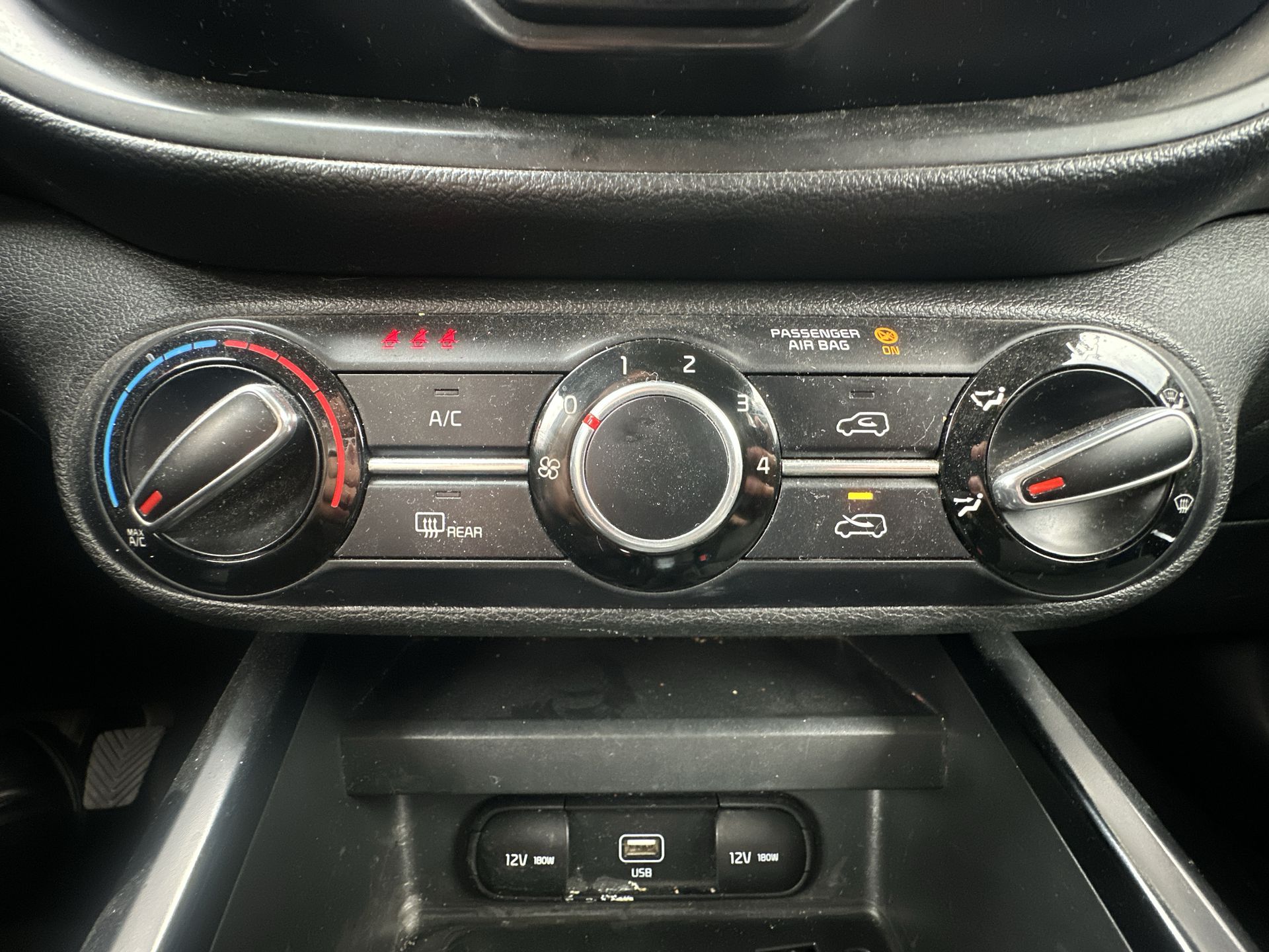 2021 Kia USADOS SOUL 1.6L LX T/M