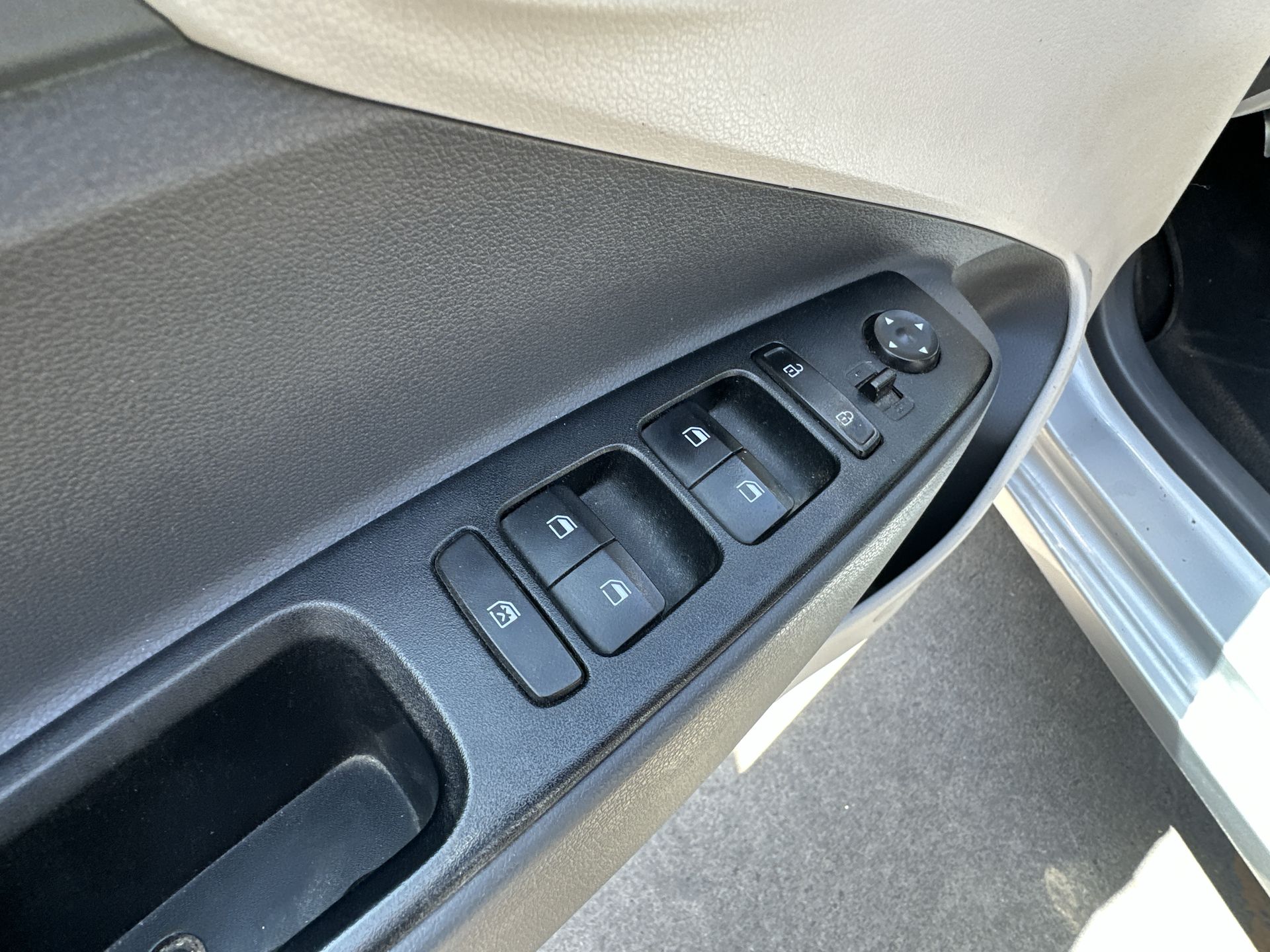 2024 Kia USADOS GRAND I10 4DR GL MID MT